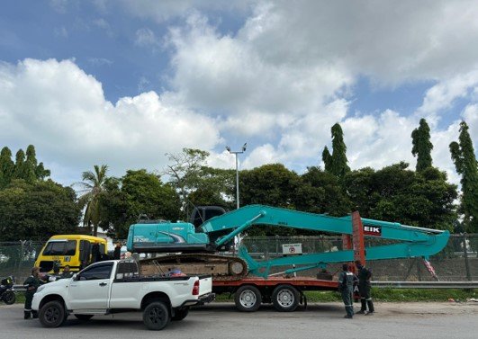 Supply 10mtr Scissor Lift & Long Arm Excavator  – MRCSB, Melaka